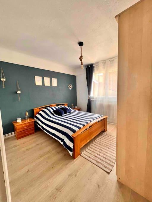 Le Cosy Apartment Calais Bagian luar foto